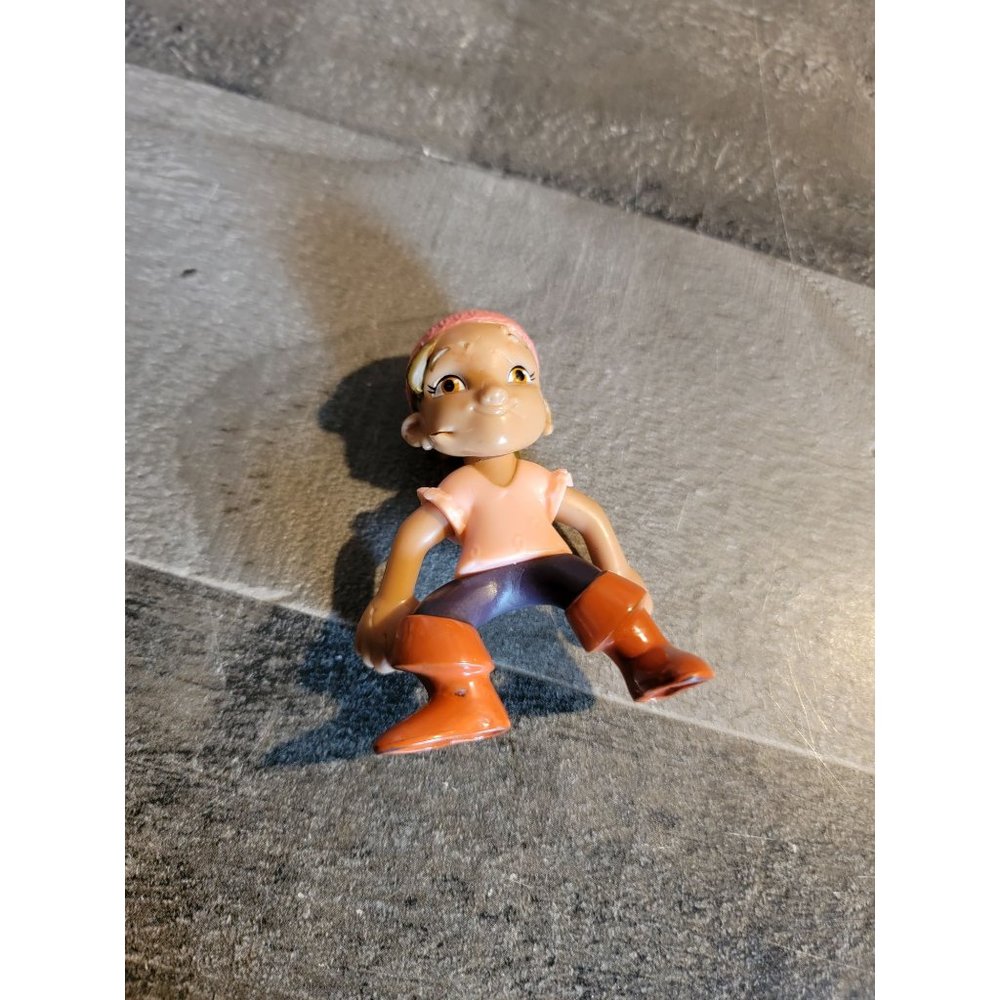 Disney pirate girl treasure toy action figure